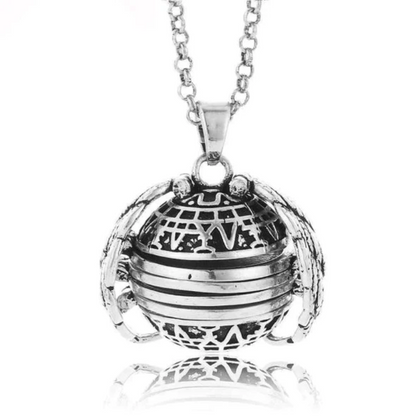 EXPANDING PHOTO LOCKET